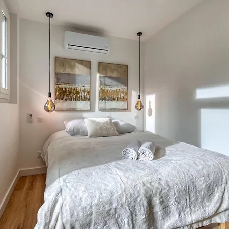 #he The Golden Escape Ile Verte Luminous Renovated