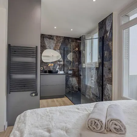 #he The Golden Escape Ile Verte Luminous Renovated غرونوبل