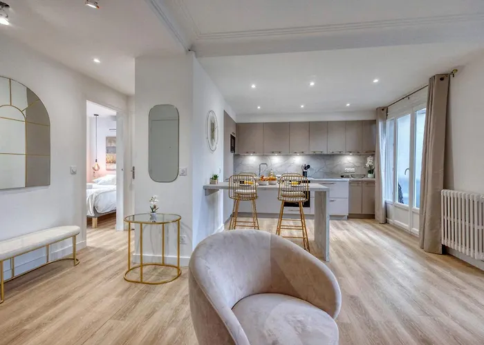 Апартаменти #he The Golden Escape Ile Verte Luminous Renovated